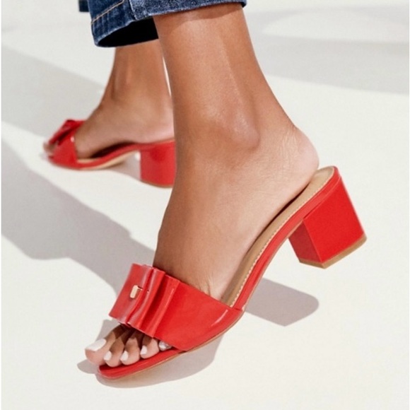 NOURA BOW MULE HEELED SANDAL | JustFab - Picture 4 of 10